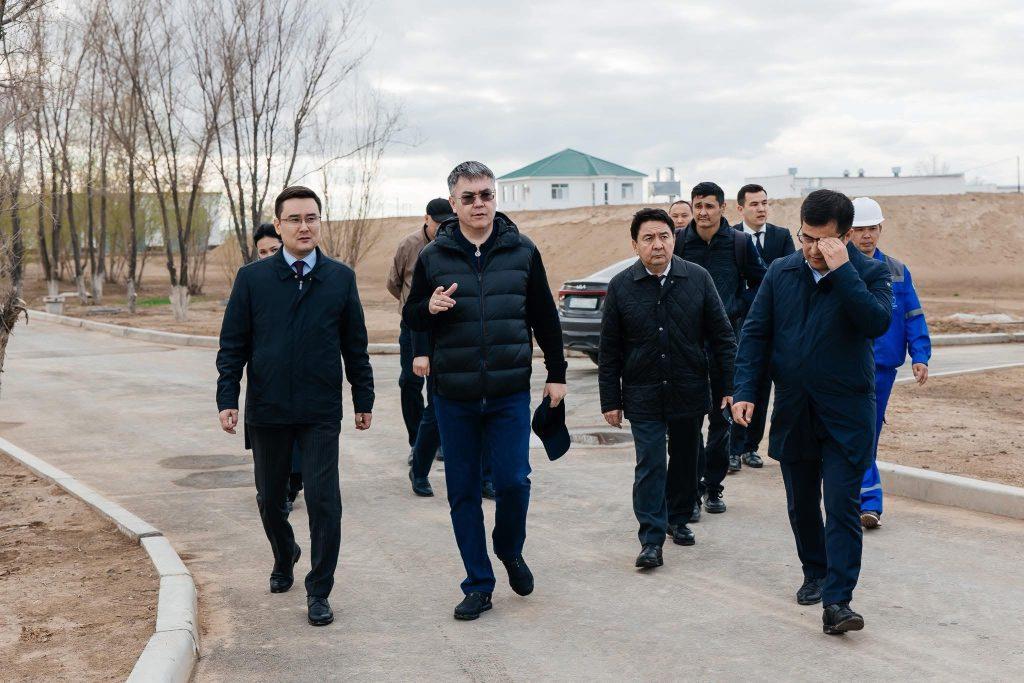 Облыс әкімі Береке   ауылындағы сүзгі   стансасының   жұмысымен танысты