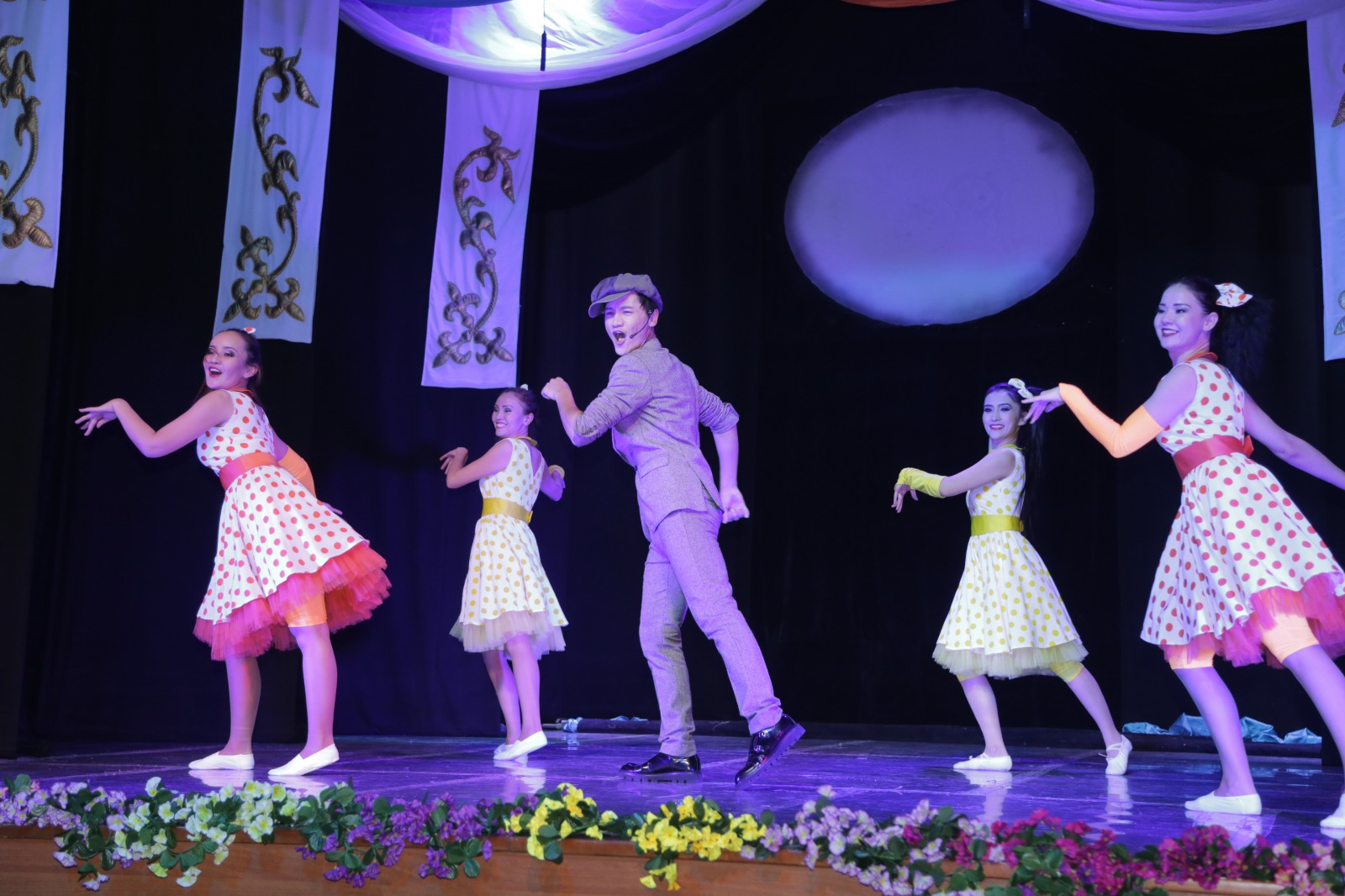 МАҚСАТ КАМАЛОВ: «ТЕАТР МЕН ҮШІН ТЕК МАМАНДЫҚ ЕМЕС – ТАҒДЫР»