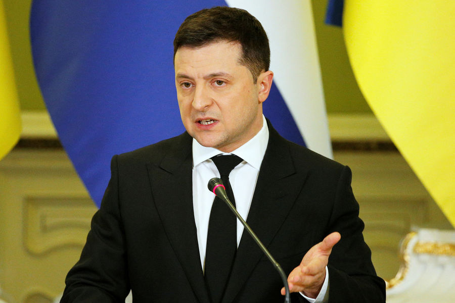 Украина:   Зеленский    Қауіпсіздік кеңесінің шұғыл   отырысын   өткізді