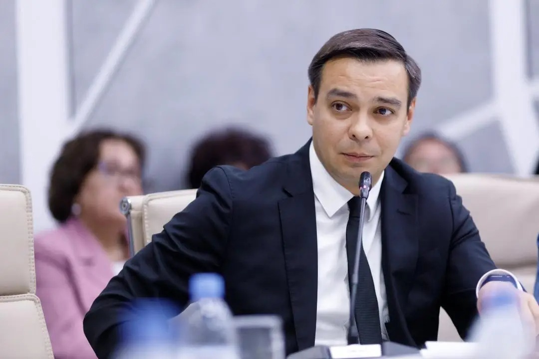 📌Қазақстан – әрбір адам заң талаптарын бұлжытпай сақтауға міндетті зайырлы мемлекет 
