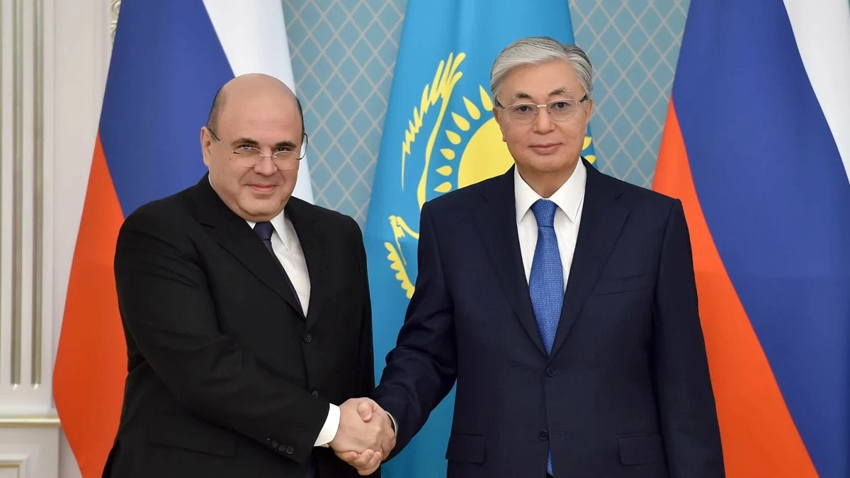 Тоқаев Ресей премьер-министрімен кездесті