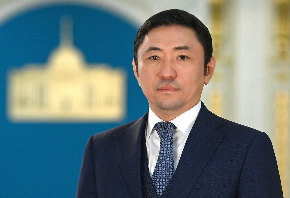 Болат Ақшолақов –   Атырау облысының әкімі 