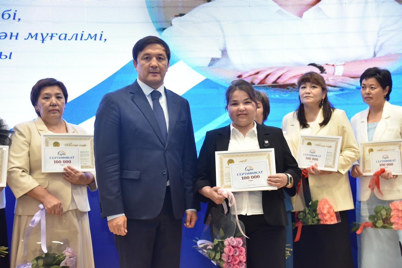 Ақтөбеде қала педагогтерінің дәстүрлі тамыз кеңесі өтті
