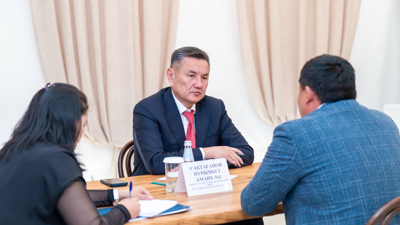 Өңір басшысы ауыл  тұрғындарының өтінішін тыңдады