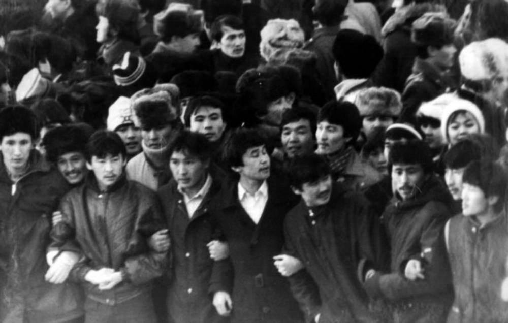 ЖЕЛТОҚСАН КӨТЕРІЛІСІНЕ  ҚАТЫСУШЫЛАРДЫҢ  САЯСИ МӘРТЕБЕСІ  АЙҚЫНДАЛСЫН!