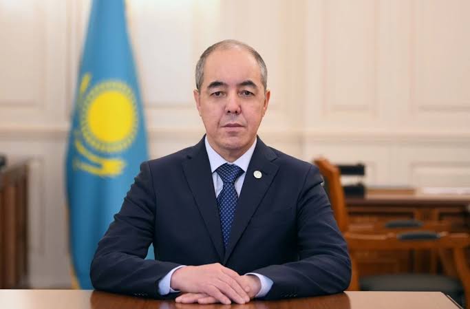 Батыс халқының   сізге ықыласы бөлек