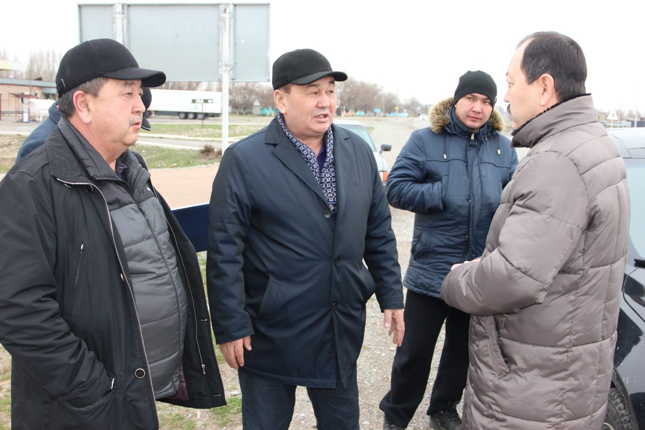 Аудан әкімі: Облыс әкімінің тапсырмасымен әлеуметтік нысандар көрнекі жерден салынуы керек