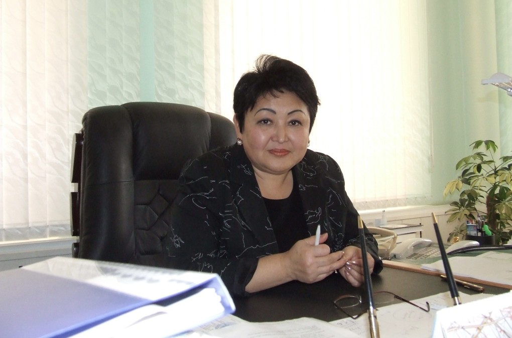 Оралдықтар ұстазға  құрмет көрсетті