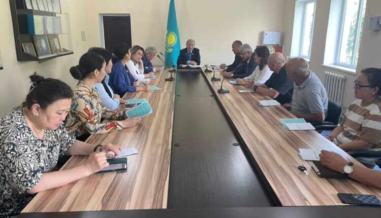 Мейрамбек Төлепберген «AMANAT» партиясының мүшелерімен кездесті