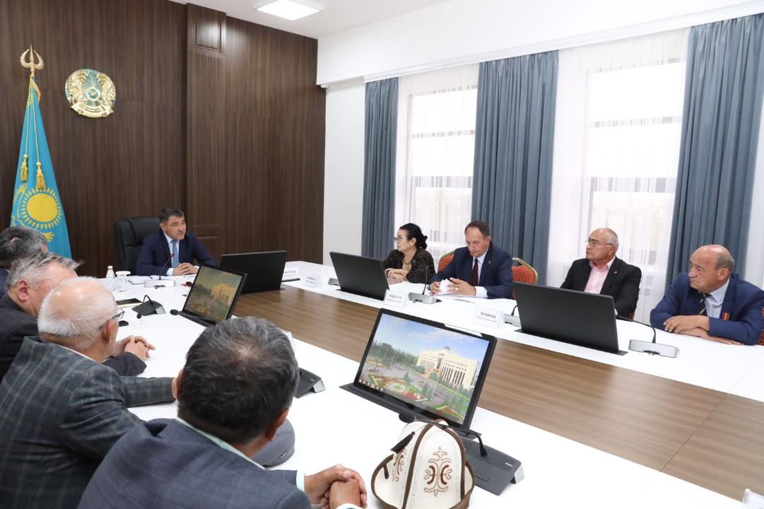 Нұржан Нұржігітов этномәдени бірлестіктердің өкілдерімен кездесті