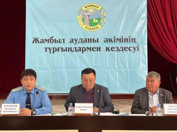 КӨШЕГЕ АСФАЛЬТ ТӨСЕЛІП, ЭЛЕКТР ЖЕЛІЛЕРІ ЖАҢАРТЫЛАДЫ