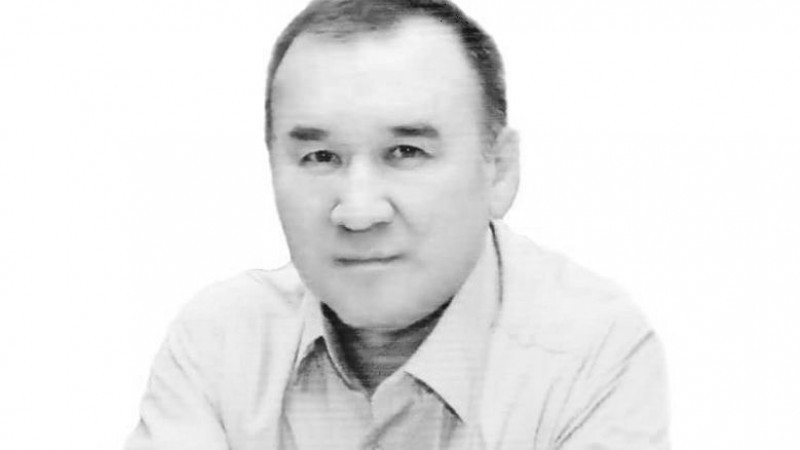 10 мың ота  жасаған хирург