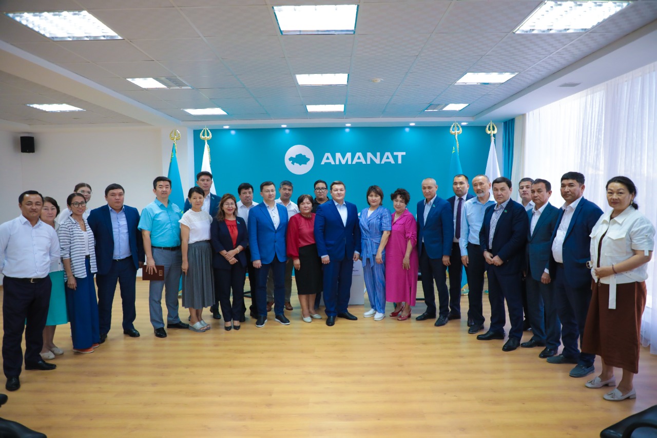 «AMANAT» партиясы Маңғыстау облысында 240 мың гектар жерді мемлекет меншігіне қайтарды