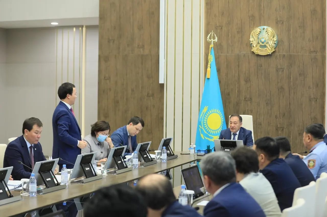 Ақтөбе облысында ауылдық мектептер мен медицина мекемелерін жоғары жылдамдықтағы интернетпен қамтуды тездетеді