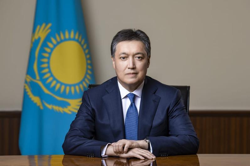 Журналистерден  қашатындай не басына күн туды, Үкіметтің?