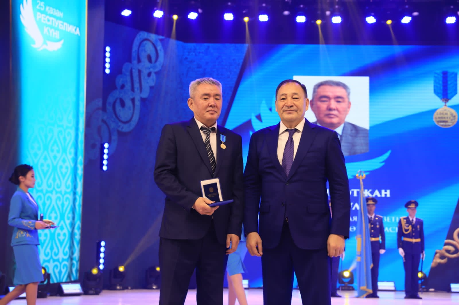 Республика күні қарсаңында бірқатар ақтөбелік мемлекеттік наградалармен марапатталды