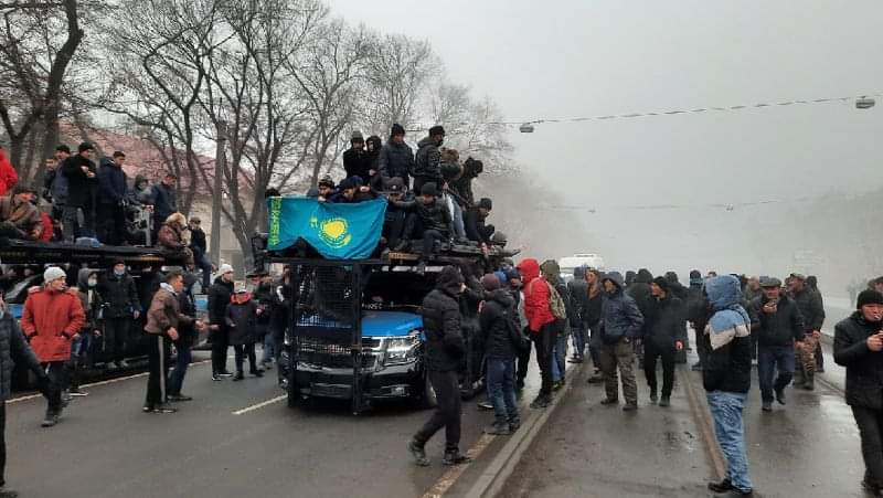 Ералы Тоғжанов жалпықалалық ағаш отырғызу акциясына қатысты