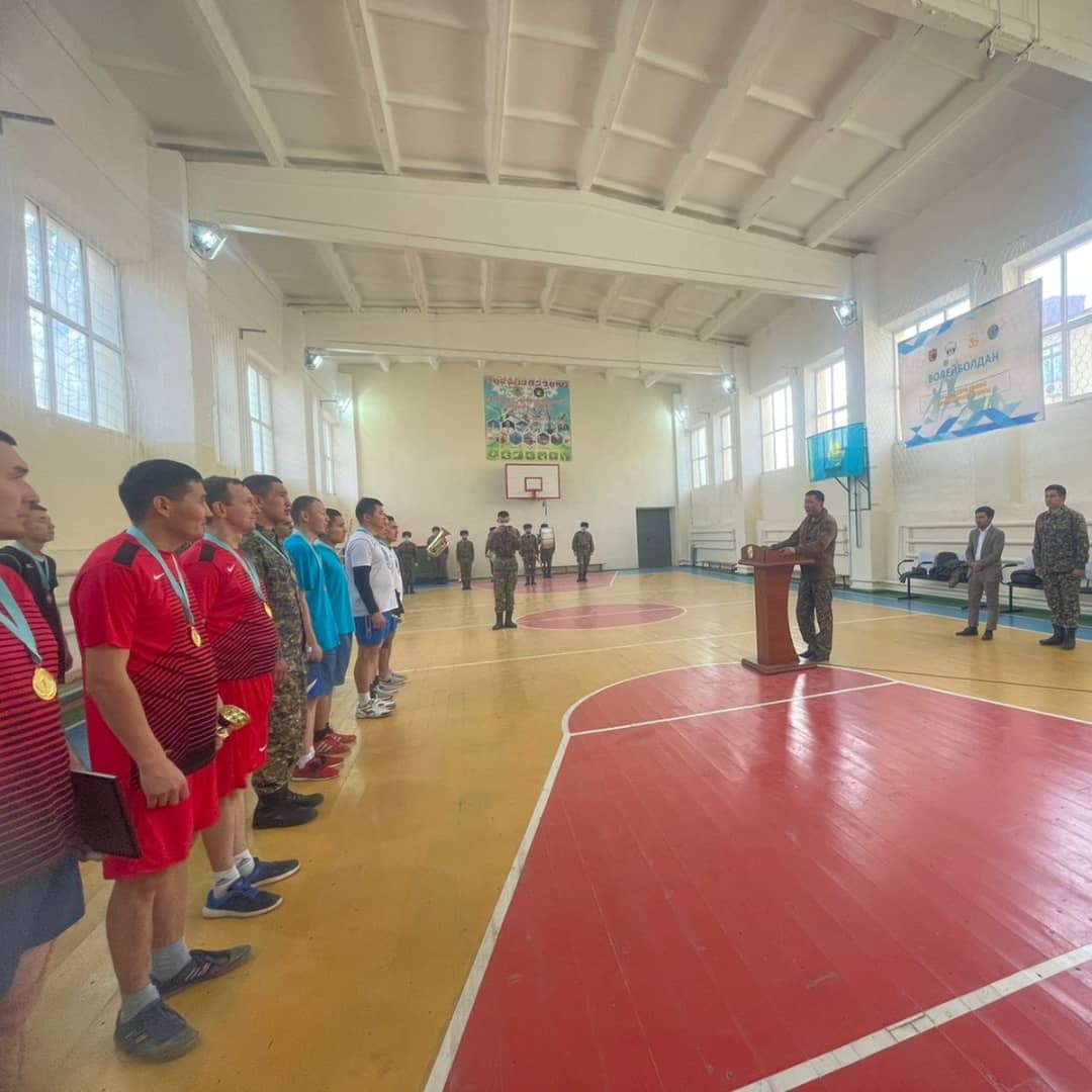Оралда әскерилер арасында волейбол жарысы өтті