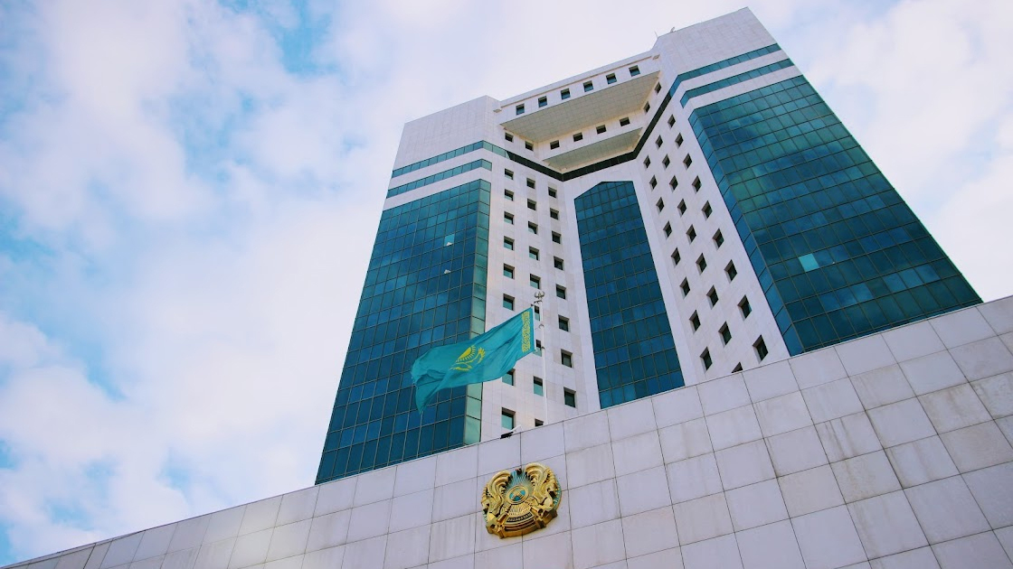 Премьер-министр кеңсесі үкімет аппараты болып қайта құрылды