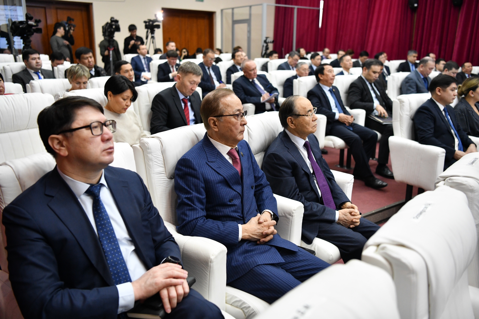 МҚІА: мемлекеттік қызметке жаңа іріктеу жүйесі 5 мемлекеттік органда пилоттық сынақтан өтеді