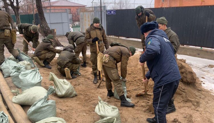 Жұмыла көтерген жүк жеңіл