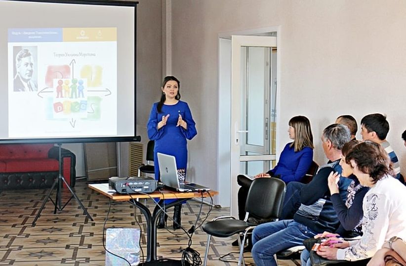 ОҚЫТУ КУРСТАРЫНА 2943 АЗАМАТ ЖОЛДАНДЫ