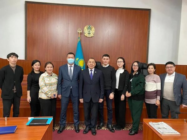 Жаңа форматтағы мемлекеттік қызметшілерді қалыптастыру