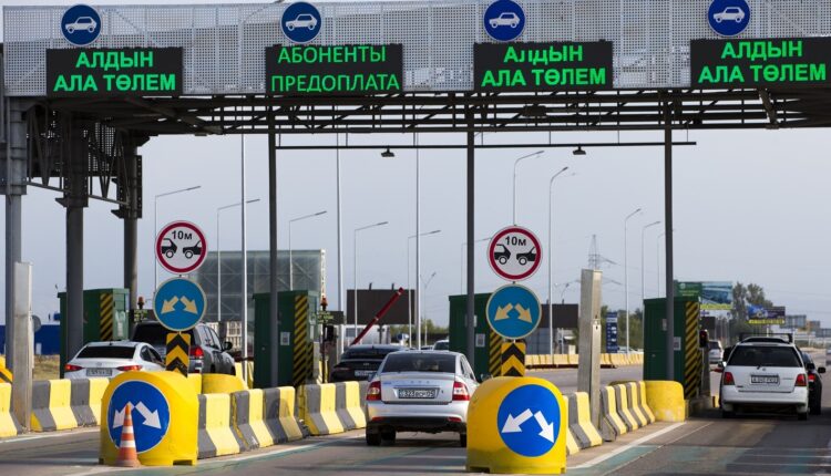 Қазақстанда ақылы жолдарда төлем жасау тәртібі өзгереді