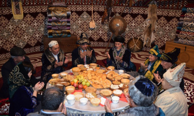 ХАЛЫҚТЫҢ ҚАРТЫН СЫЙЛАУЫ – ЕЛІНІҢ САЛТЫН СЫЙЛАУЫ